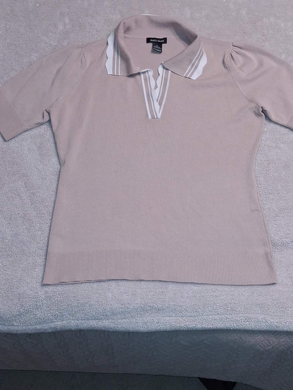 Classic Easy Wear Light Beige Short-Sleeve Polo Knit Sweater